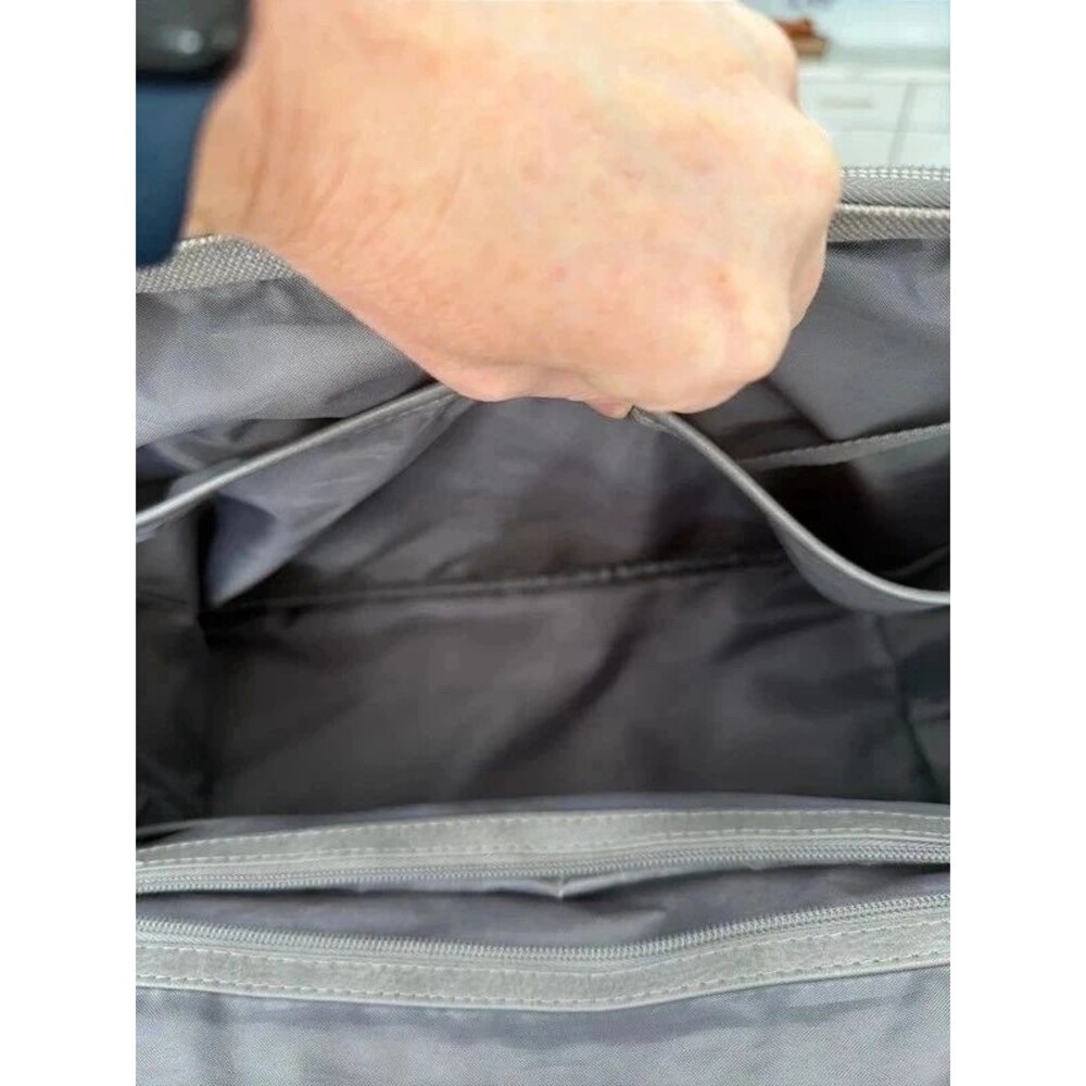 BEIS Weekender Bag - Picture 6 of 7